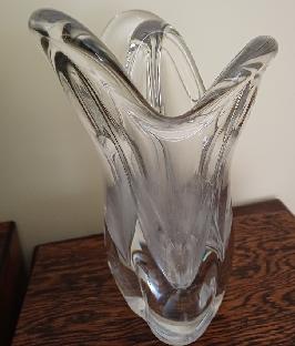 Vase cristal massif avec pointe centrale
